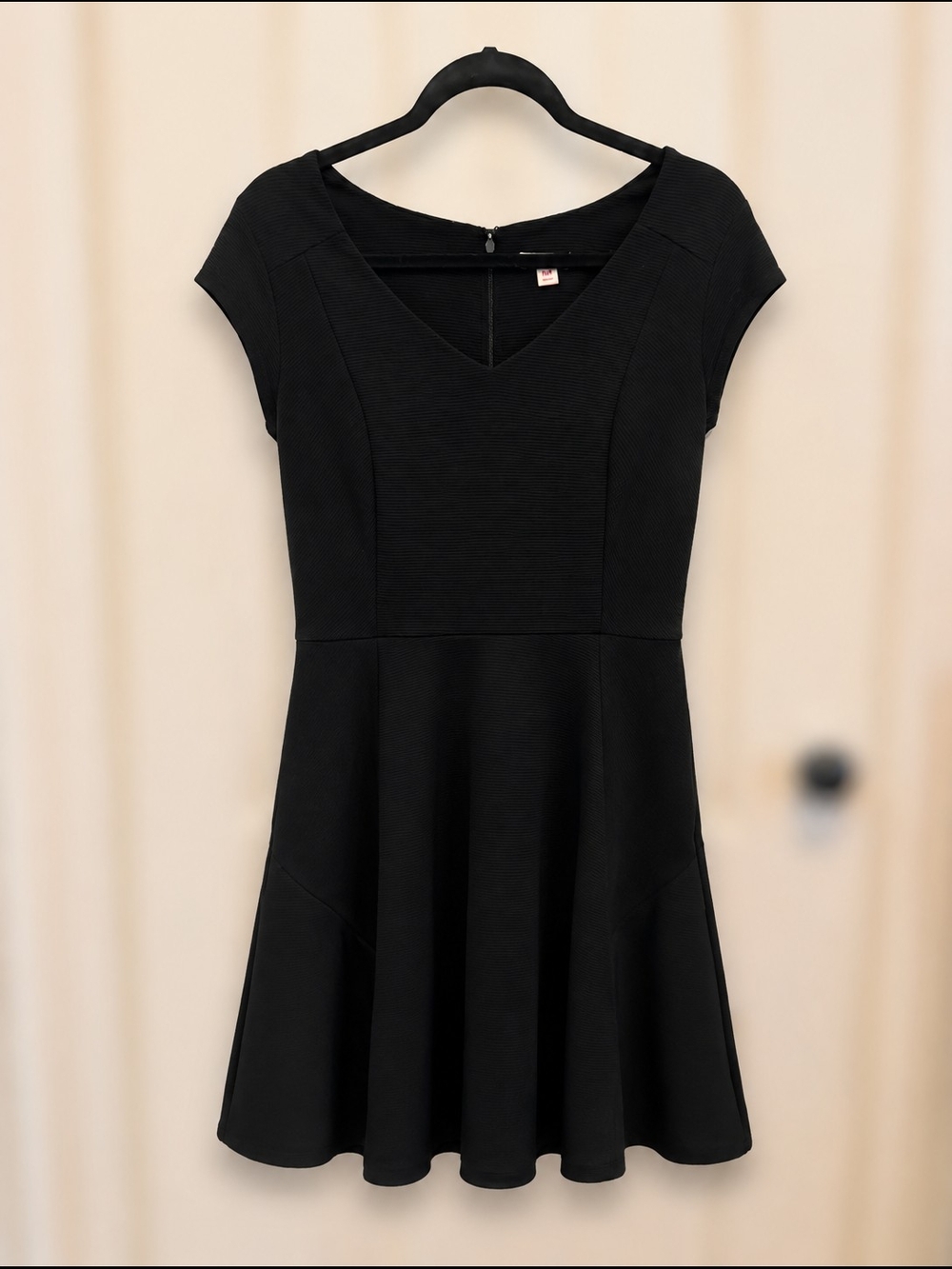 Merona Black V-Neck Cap Sleeve Skater Mini Dress